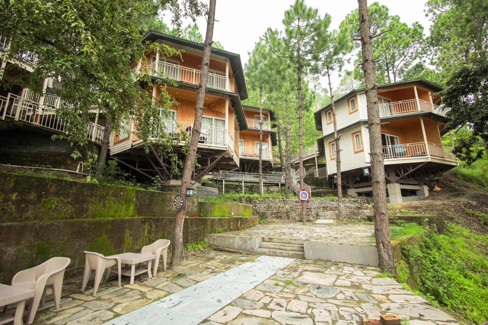 ホテル The Woods Retreat ランズドーン エクステリア 写真