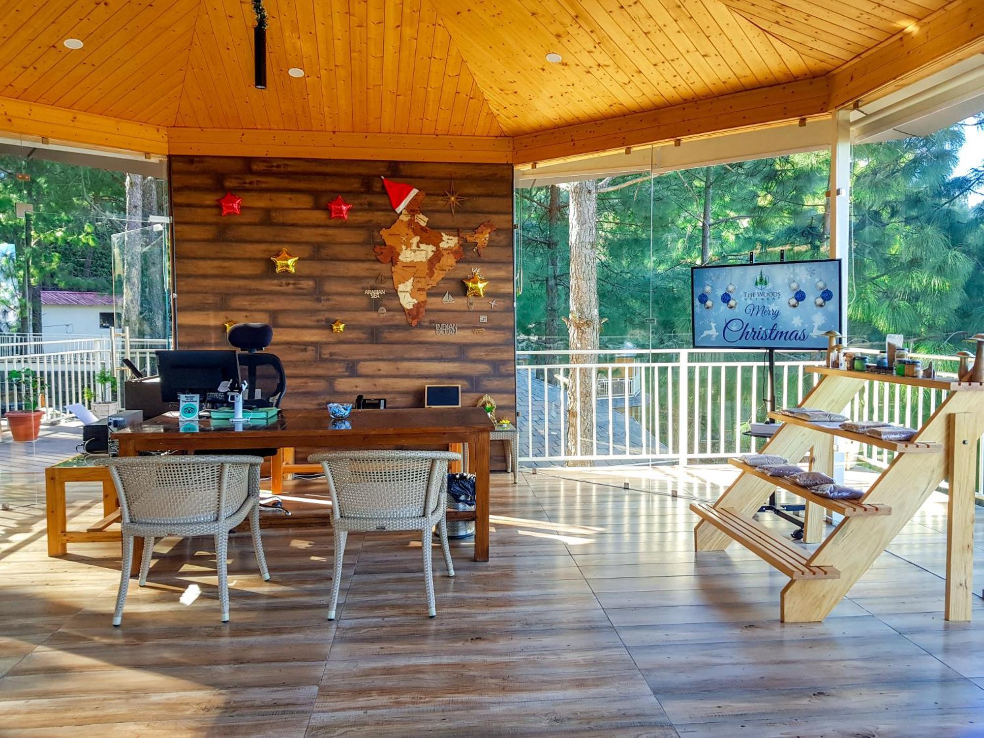 ホテル The Woods Retreat ランズドーン エクステリア 写真