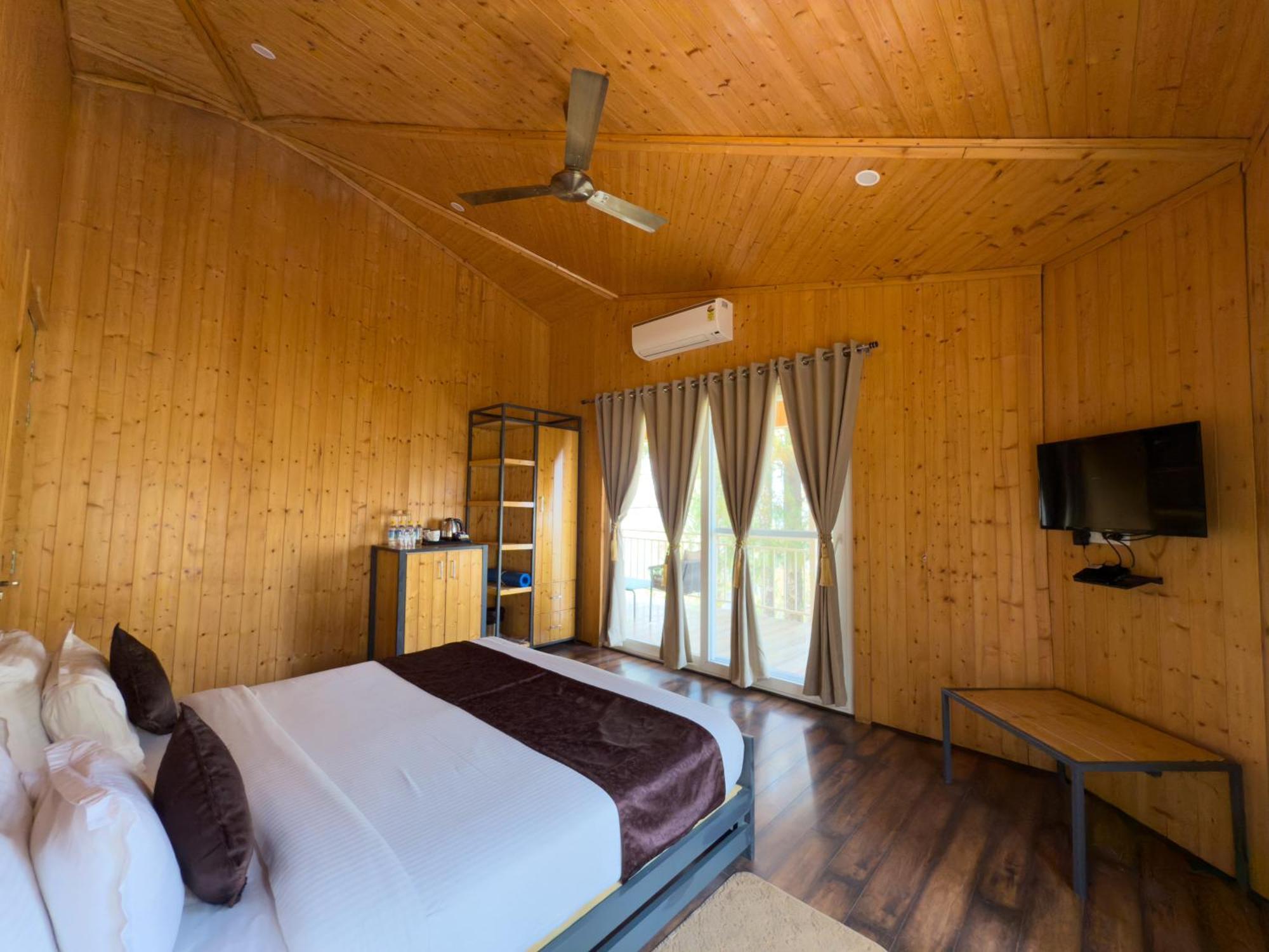 ホテル The Woods Retreat ランズドーン エクステリア 写真