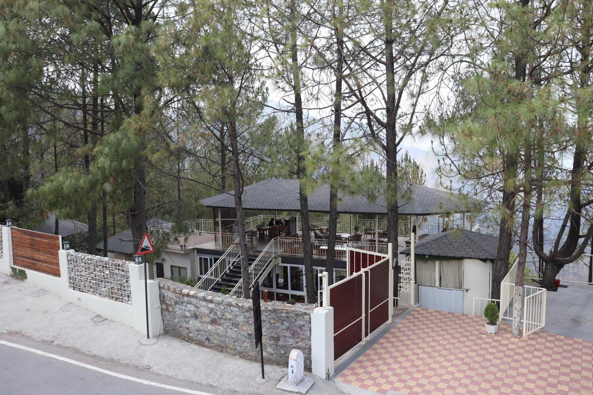 ホテル The Woods Retreat ランズドーン エクステリア 写真